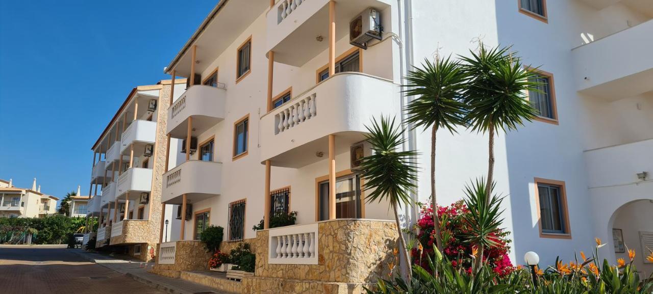 Apartamentos Cabrita Albufeira Extérieur photo